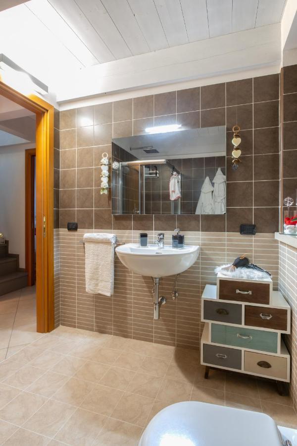 Live Your Dream San Costanzo Экстерьер фото